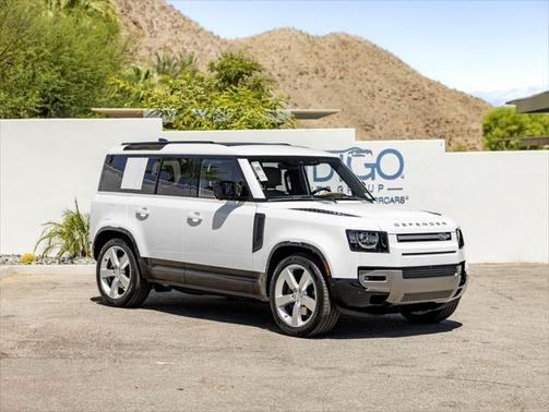 2025 Land Rover Defender 110 P400 X-Dynamic SE
