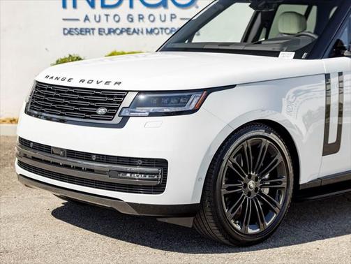 2025 Land Rover Range Rover P530 SE