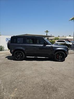 2024 Land Rover Defender 110 P400 X