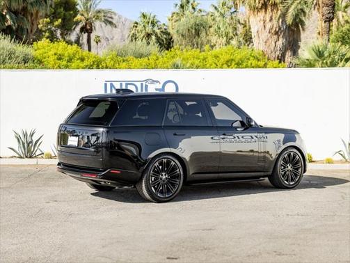 2024 Land Rover Range Rover P530 SE