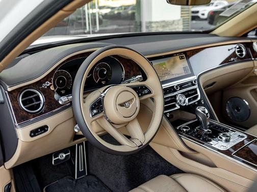 Glacier White 2025 Bentley Flying Spur Speed