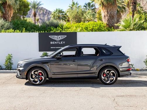 2022 Bentley Bentayga V8