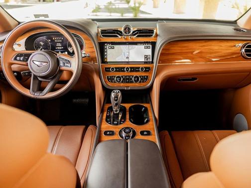 2022 Bentley Bentayga V8