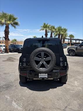 2024 Land Rover Defender 110 V8