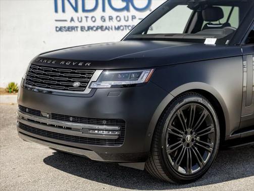 2025 Land Rover Range Rover P400 SE