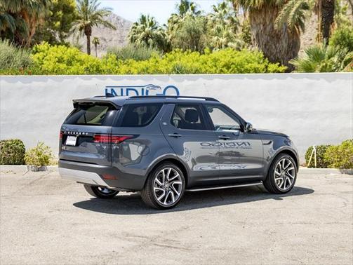 2025 Land Rover Discovery P300 S