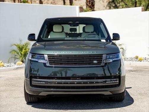 2025 Land Rover Range Rover P530 SE