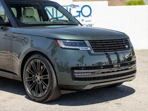 2025 Land Rover Range Rover P530 SE