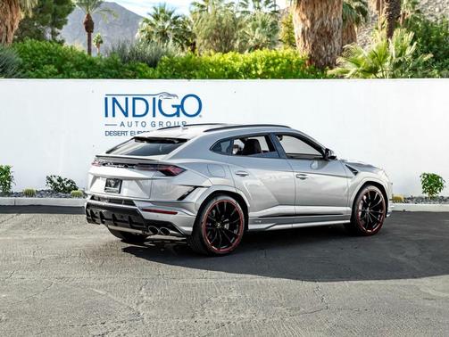 2023 Lamborghini Urus S