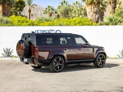 2025 Land Rover Defender 130 P400 X-Dynamic SE