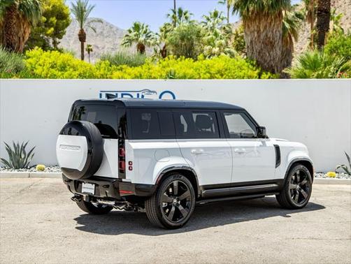 2025 Land Rover Defender 110 P500 X-Dynamic SE