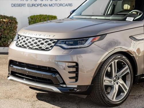 2025 Land Rover Discovery P360 Metropolitan Edition