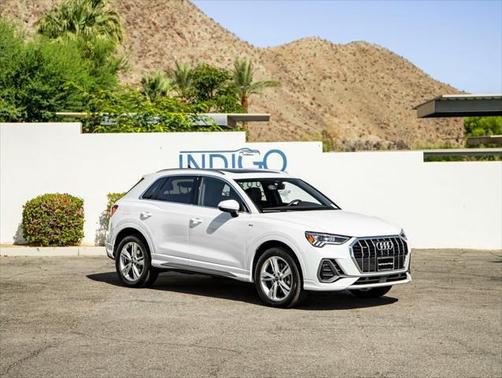 2024 Audi Q3 45 S line Premium Plus