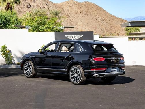 2025 Bentley Bentayga Azure