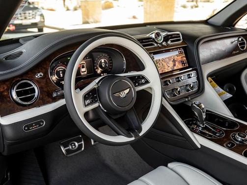 2025 Bentley Bentayga Azure