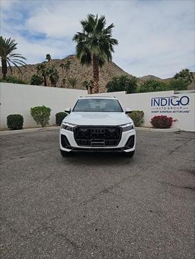2025 Audi Q7 45 Premium Plus