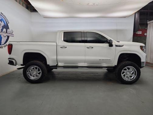 2020 GMC Sierra 1500 SLT