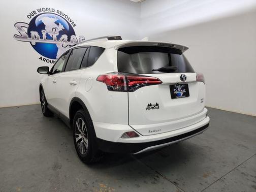 2018 Toyota RAV4 Adventure