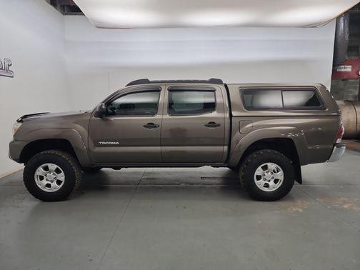 2015 Toyota Tacoma Base