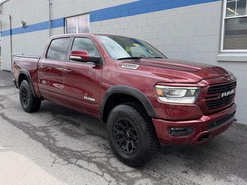 Delmonico Red Pearlcoat 2019 RAM 1500 Big Horn