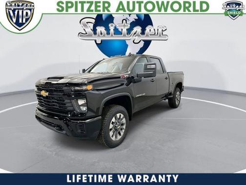 Black 2026 Chevrolet Silverado 2500 Custom