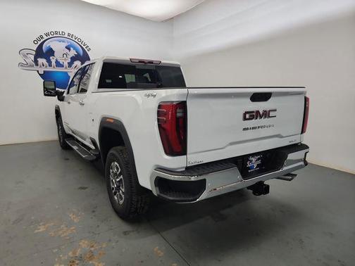 2026 GMC Sierra 2500 SLT