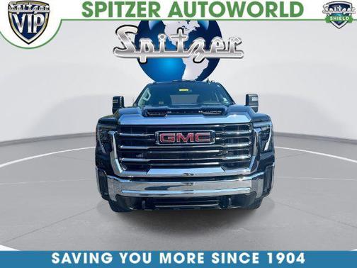 Onyx Black 2025 GMC Sierra 2500 SLE