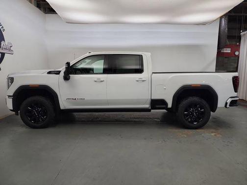 2026 GMC Sierra 2500 AT4