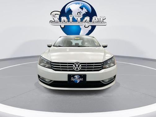 2014 Volkswagen Passat 2.0L TDI DSG SEL Premium
