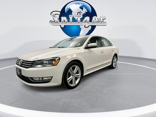 2014 Volkswagen Passat 2.0L TDI DSG SEL Premium