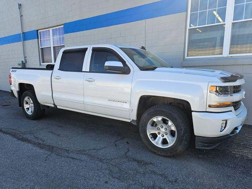2018 Chevrolet Silverado 1500 2LT
