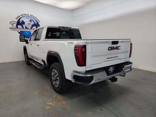 2026 GMC Sierra 2500 SLT