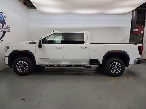2026 GMC Sierra 2500 SLT