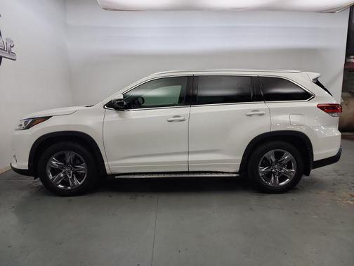2019 Toyota Highlander Limited Platinum