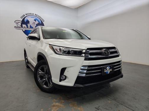 2019 Toyota Highlander Limited Platinum