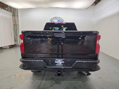 2026 Chevrolet Silverado 2500 Custom