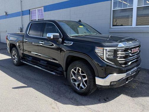 Onyx Black 2025 GMC Sierra 1500 SLT