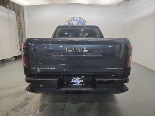 Deep Ocean Metallic 2025 GMC Sierra EV Extended Range Denali