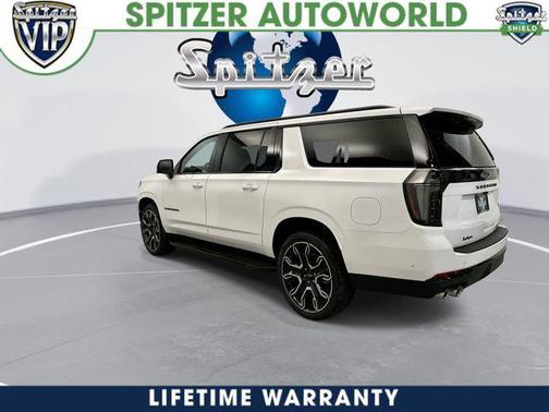 Summit White 2026 Chevrolet Suburban RST