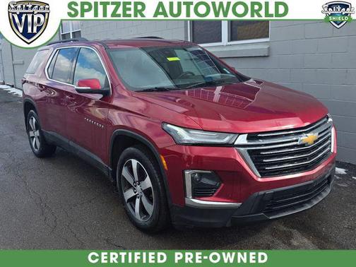 2023 Chevrolet Traverse LT Leather