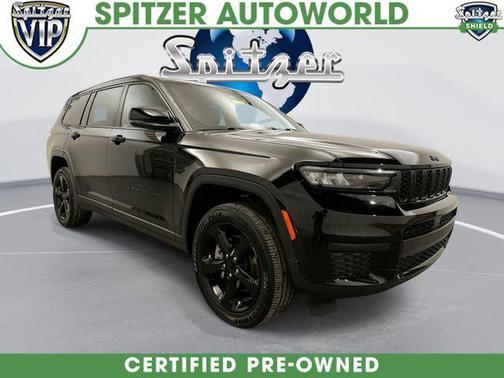 Diamond Black Crystal Pearlcoat 2023 Jeep Grand Cherokee L Altitude