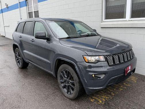 Rhino Clearcoat 2018 Jeep Grand Cherokee Altitude
