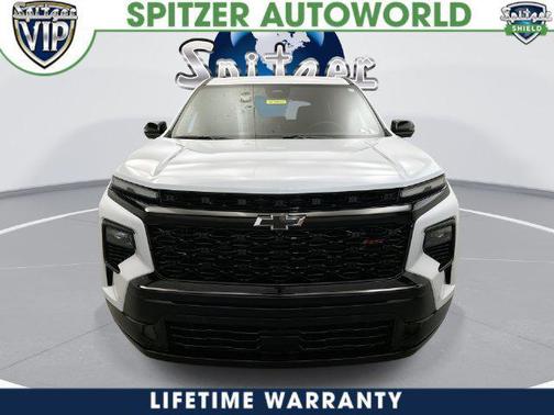 Polar White Tricoat 2026 Chevrolet Traverse RS