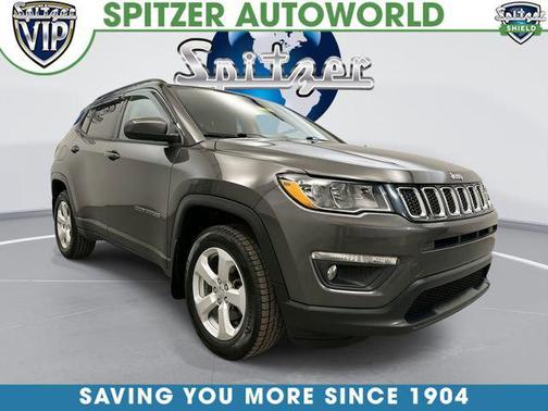 Granite Crystal Metallic Clearcoat 2018 Jeep Compass Latitude