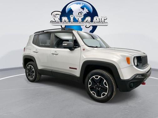 2017 Jeep Renegade Trailhawk
