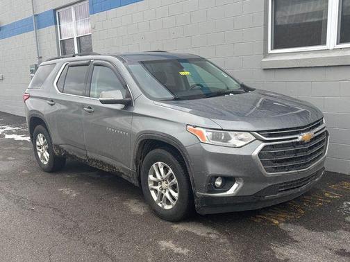 2021 Chevrolet Traverse LT Cloth
