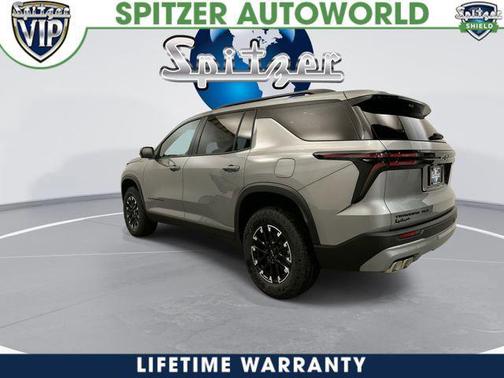 Sterling Gray Metallic 2026 Chevrolet Traverse AWD Z71