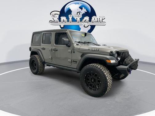 2022 Jeep Wrangler Willys