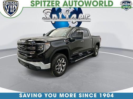 Onyx Black 2024 GMC Sierra 1500 SLT