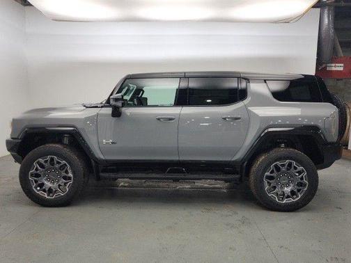 Meteorite Metallic (Grey) 2025 GMC HUMMER EV SUV 3X